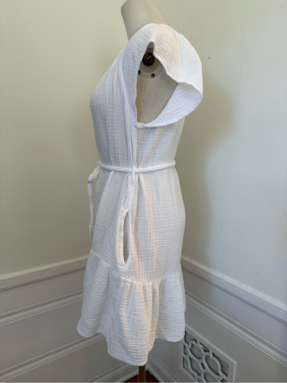 Xirena White Cotton Gauze Button Front Mini Dress XS Belted Made in USA - Picture 2 of 5